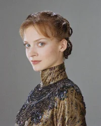 Julie Cox