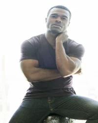 Lyriq Bent