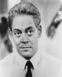 Raúl Juliá