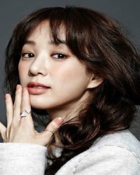 Jung Ryeo won