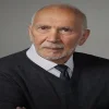 Frank Langella